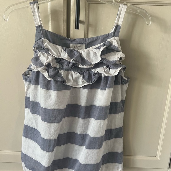 011 LOFT Tank Style Top - Picture 2 of 8